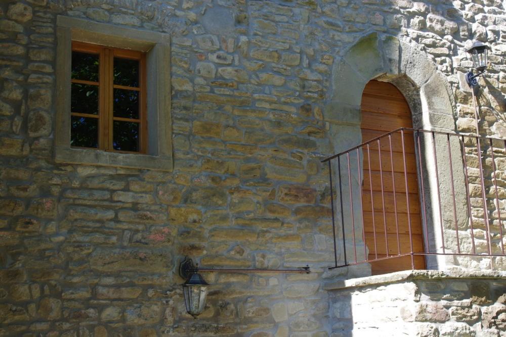 Bed and Breakfast Vinco Castel del Rio Exterior foto