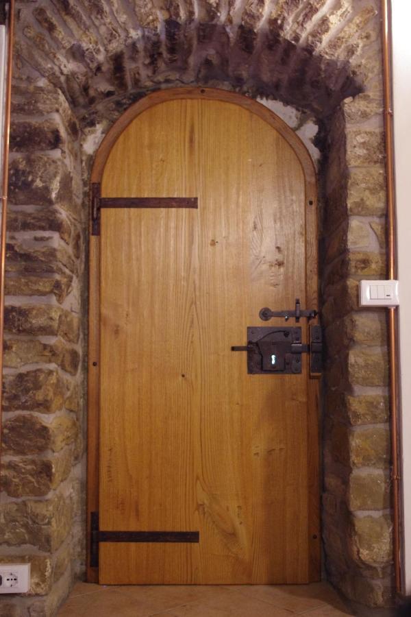 Bed and Breakfast Vinco Castel del Rio Exterior foto