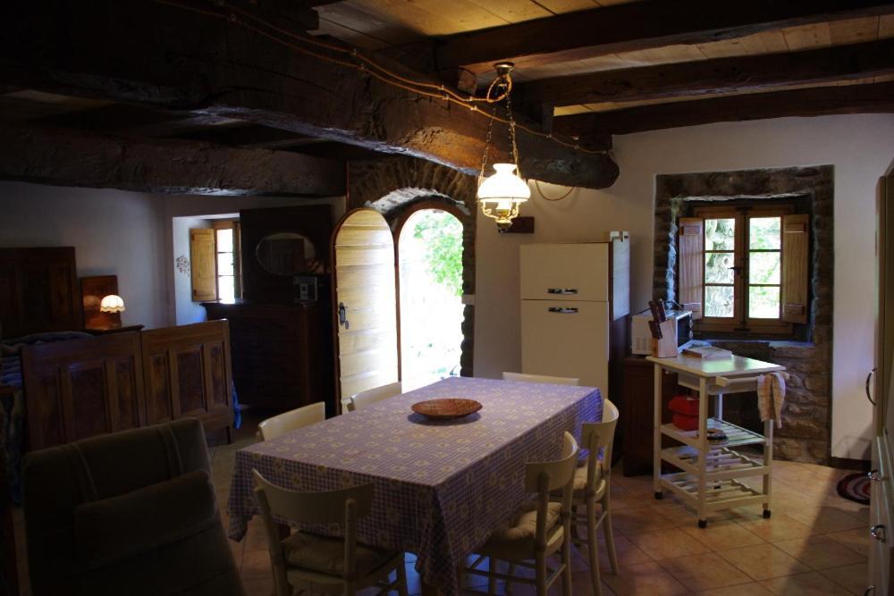 Bed and Breakfast Vinco Castel del Rio Exterior foto