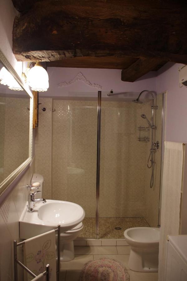 Bed and Breakfast Vinco Castel del Rio Exterior foto